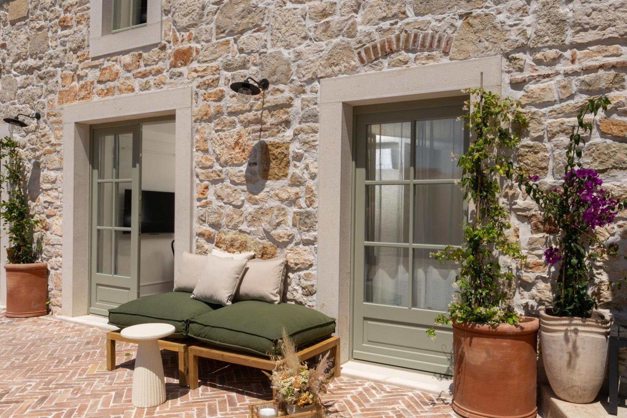 Silent Stone Apartment Vrsar Dış mekan fotoğraf