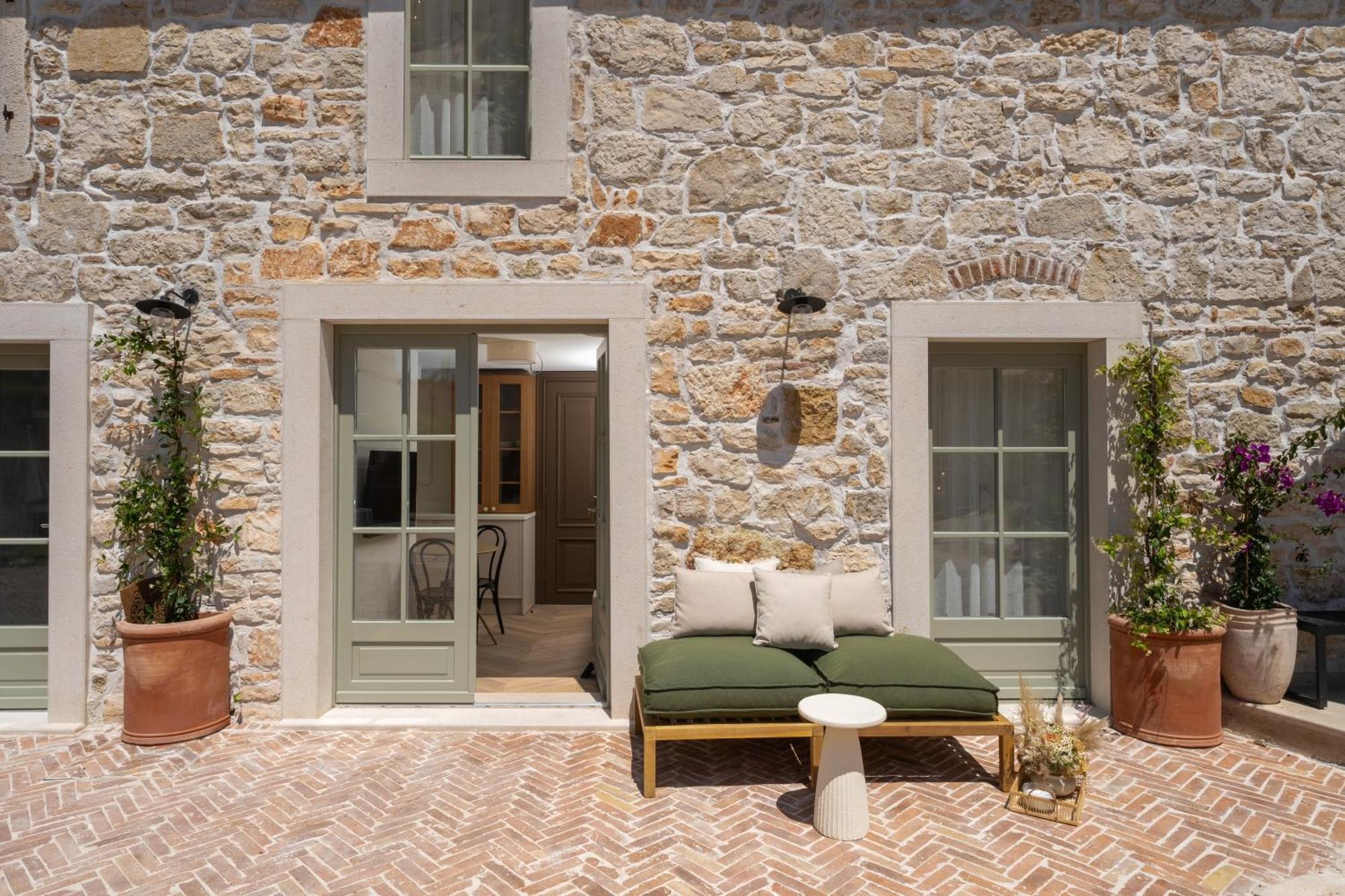 Silent Stone Apartment Vrsar Dış mekan fotoğraf